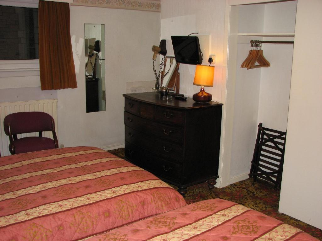 Lancaster Hotel 오반 객실 사진